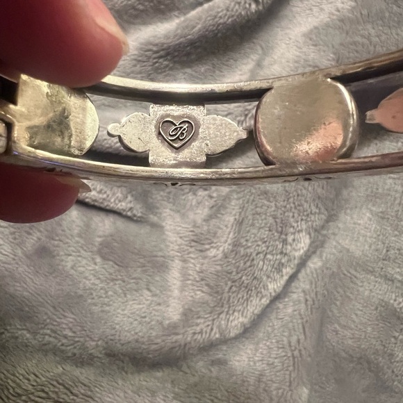 Brighton Selene Swarovski Silver Tone Cuff Bracelet, Magnetic Closure, good cond - Picture 8 of 9